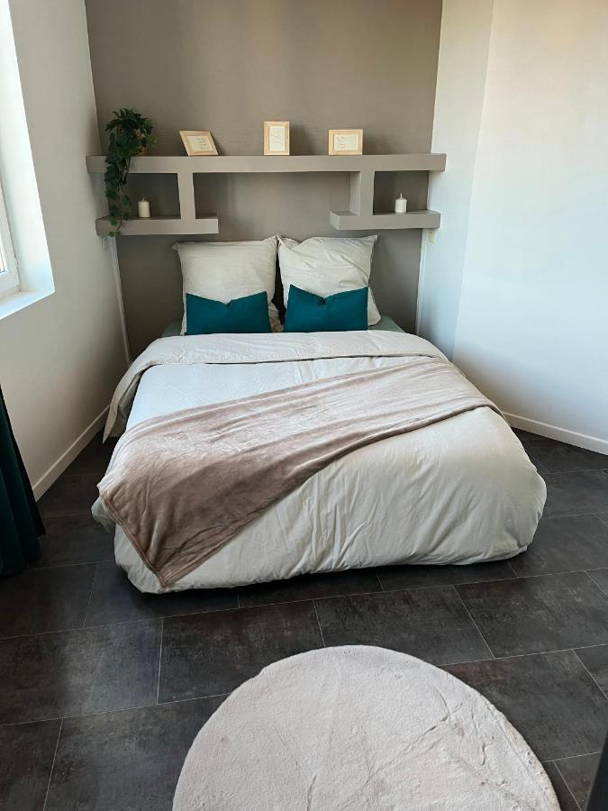 Triplex Carnot - Proche Docks 76, Kindarena Et Centre Ville De Rouen - Stationnement Gratuit - Netflix - Wifi Deville-les-Rouen Εξωτερικό φωτογραφία